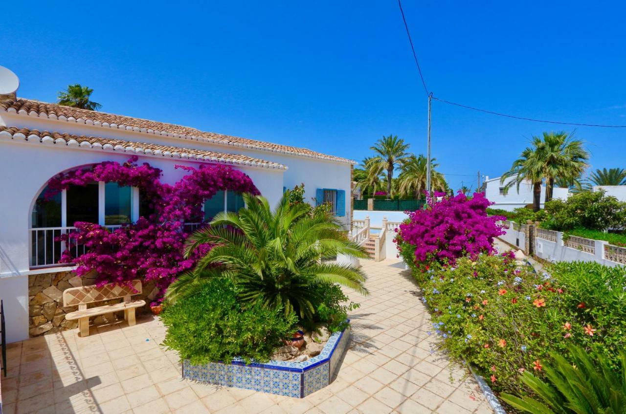 Вилла Calalga Сasa Frente A La Playa Con Piscina Privada Кальпе Экстерьер фото