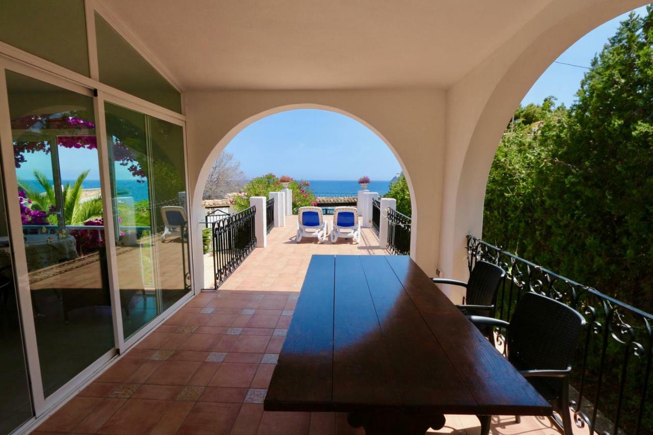 Вилла Calalga Сasa Frente A La Playa Con Piscina Privada Кальпе Экстерьер фото
